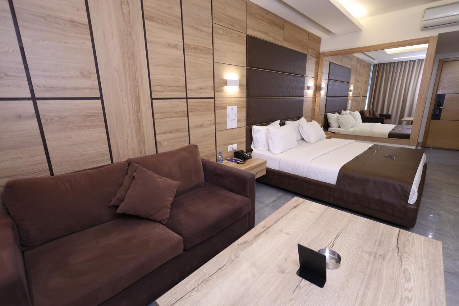 Ibiza Hotel ジュニエ エクステリア 写真
